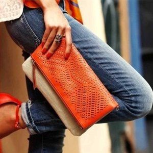 Stella & Dot Waverly Petite Convertible Crossbody Bag Natural Linen/Fresh Orange